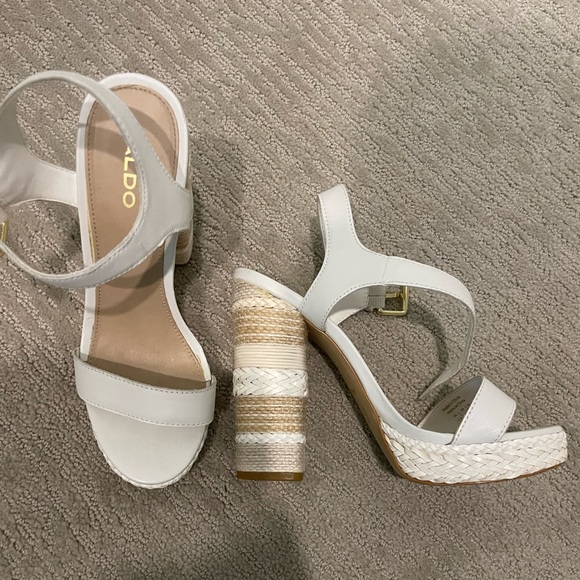 Aldo Shoes - ALDO white chunky heels - Size 7.5